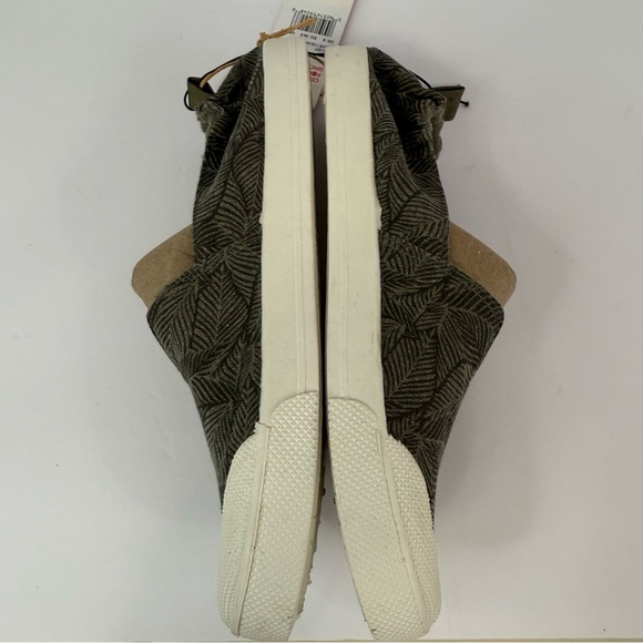 Roxy Olive Green Slip on Canvas Sneakers - Picture 4 of 9